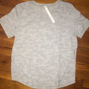 Lululemon long distance short sleeve